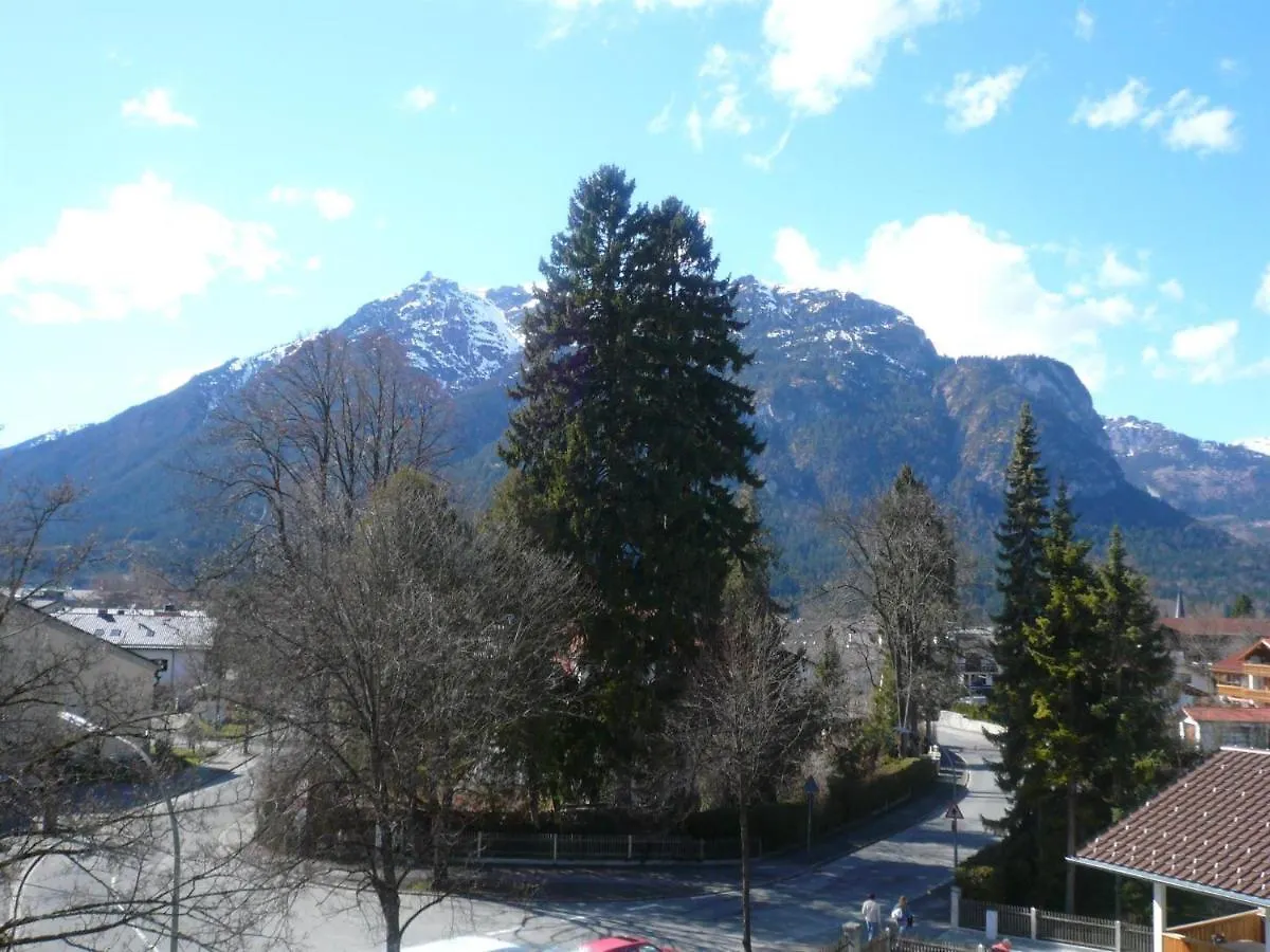 Apartments Alte Villa Garmisch-Partenkirchen 0*,  Germany